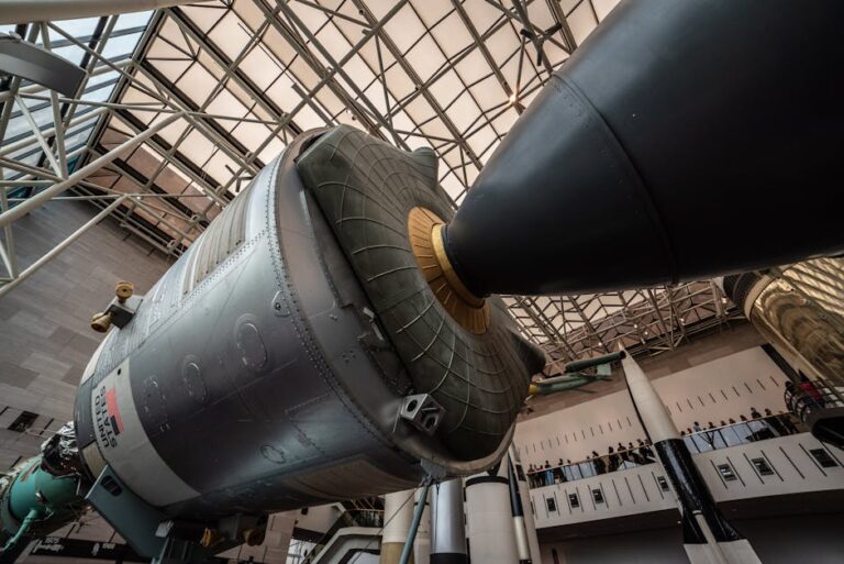 universum bremen - Close-up view of a spacecraft on display at the National Air and Space Museum, Wa